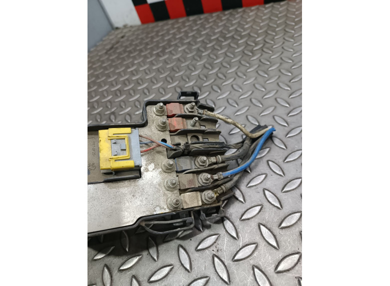 Клемма аккумулятора плюс к Citroen Berlingo, 2015г.