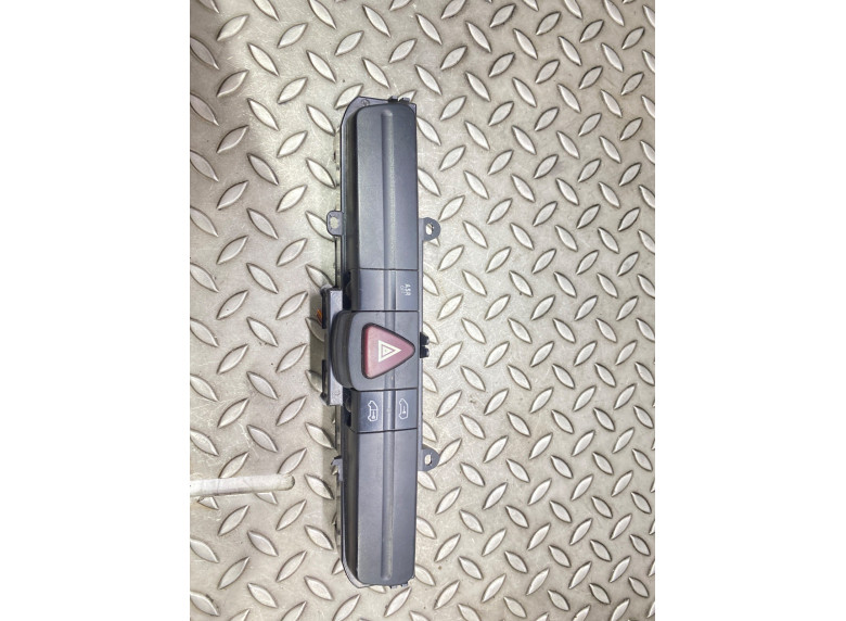 Кнопка аварийной сигнализации к Mercedes Sprinter, 2007г.