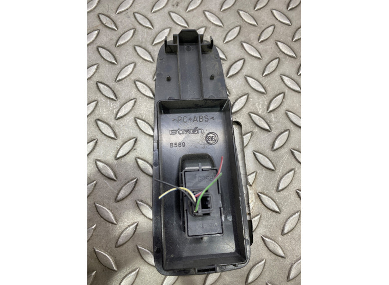 Кнопка стеклоподъемника переднего правого к Peugeot Boxer, 2007г.