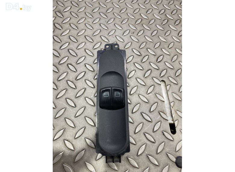 Блок управления стеклоподъемниками к Mercedes VitoW639 undefined г.