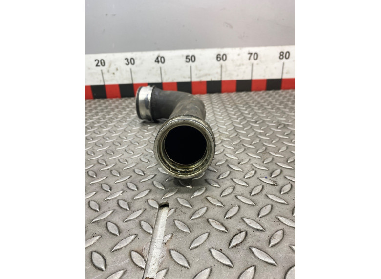 Патрубок интеркулера к Volkswagen Passat, 2006г.