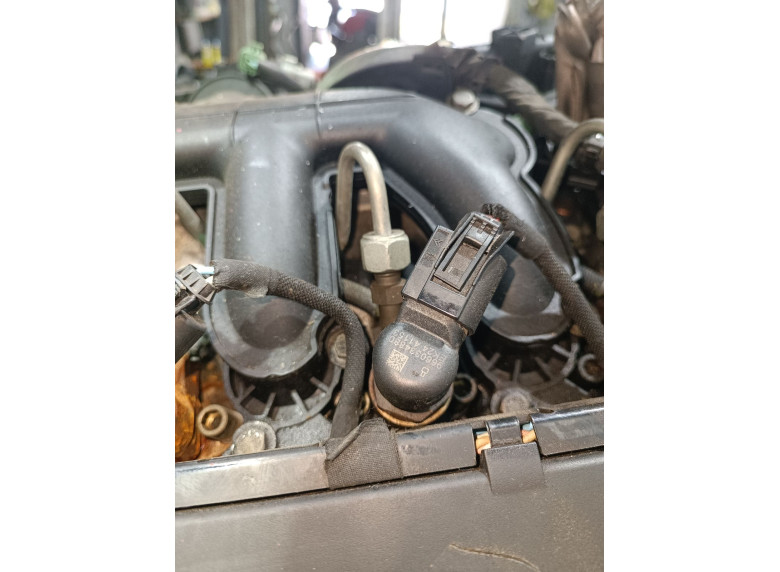 Форсунка к Citroen C5, 2006г.