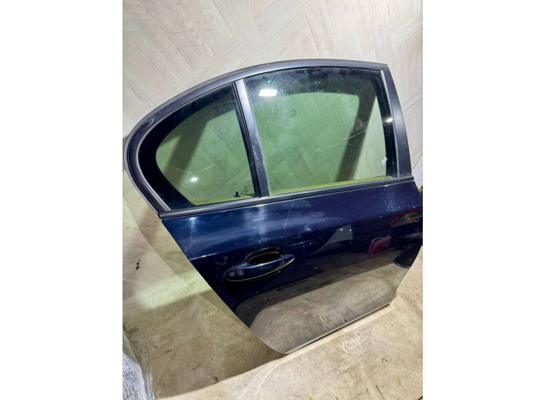 Дверь задняя правая к BMW 5 E60/E61, 2005г.