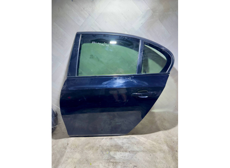 Дверь задняя левая к BMW 5 E60/E61, 2005г.