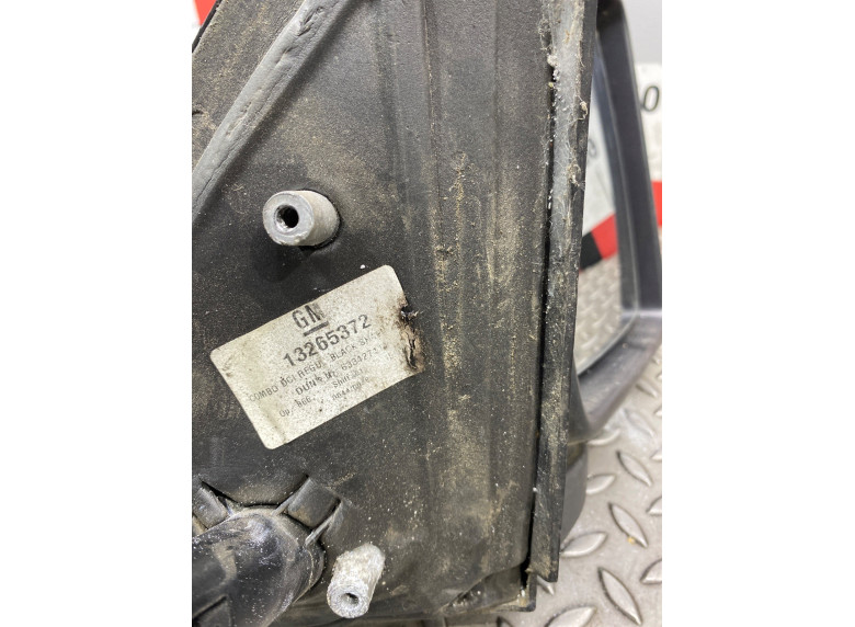 Зеркало наружное правое к Opel Combo, 2000г.