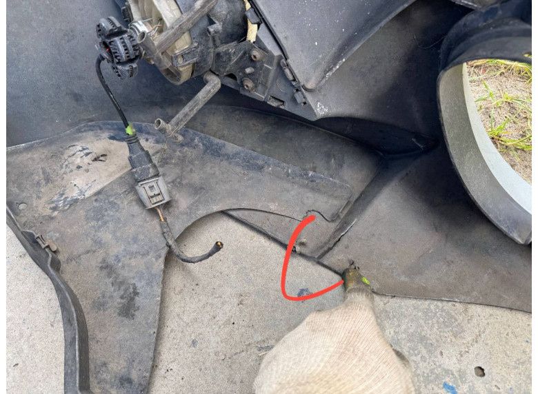 Бампер передний к BMW 5 E60/E61, 2005г.