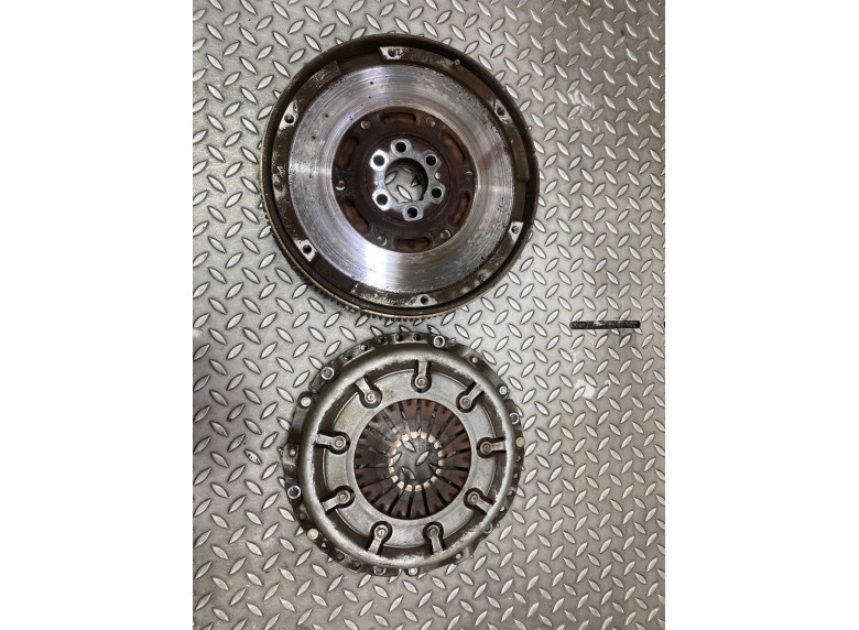 Комплект сцепления к Volkswagen Passat, 1998г.