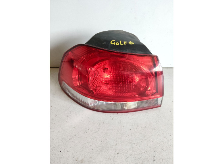 Фонарь задний левый к Volkswagen Golf, 2011г.