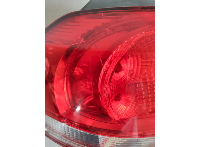 Фонарь задний левый к Volkswagen Golf, 2011г.