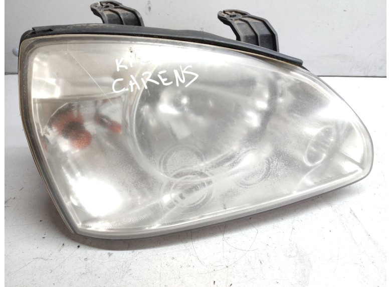 Фара правая к Kia Carens, 2004г.