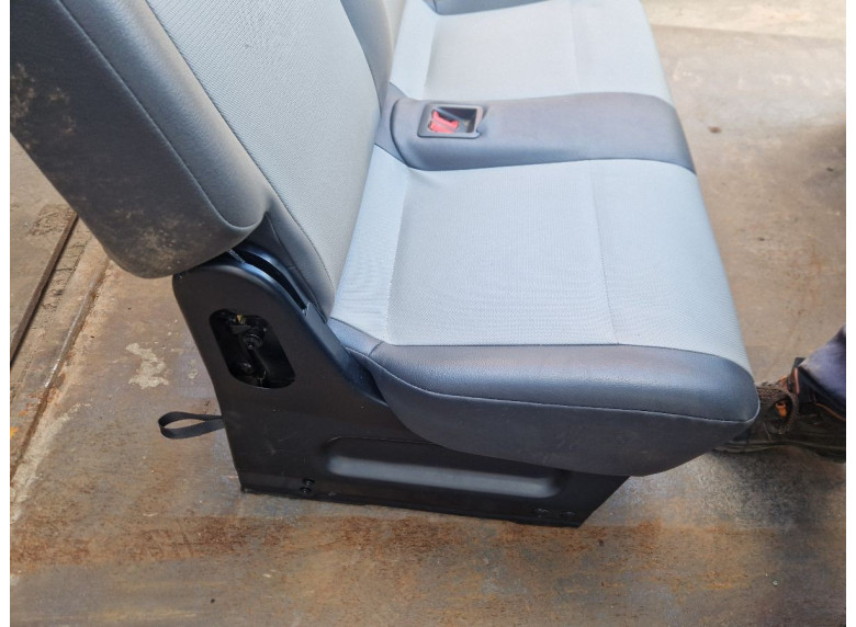 Салон (комплект сидений) к Volkswagen Caddy, 2014г.