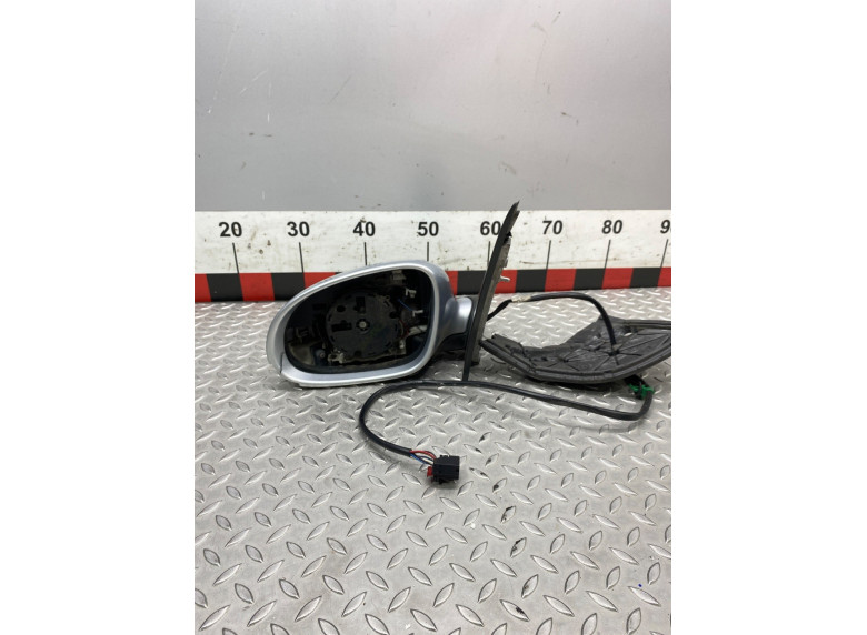 Зеркало наружное левое к Volkswagen Golf, 2005г.