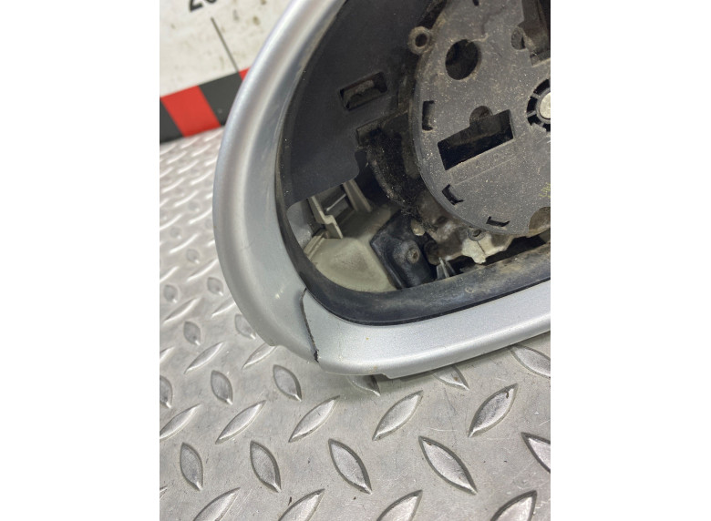 Зеркало наружное левое к Volkswagen Golf, 2005г.