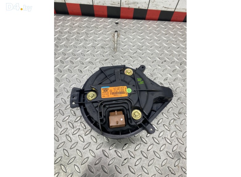 Моторчик печки к Audi A4 undefined г.