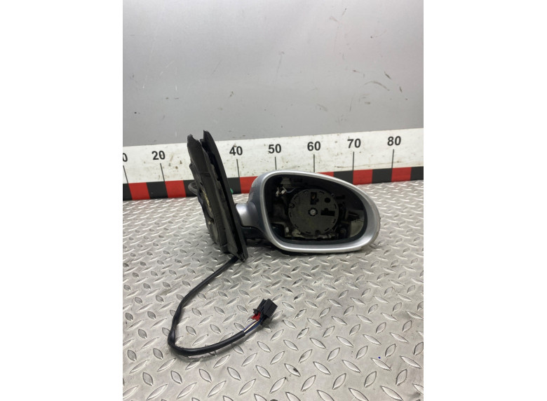 Зеркало наружное правое к Volkswagen Golf, 2005г.