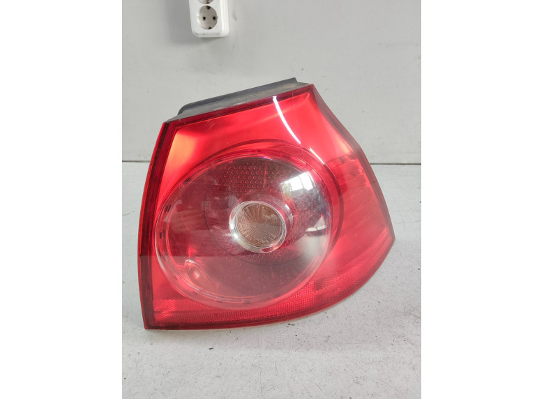 Фонарь задний правый к Volkswagen Golf, 2007г.
