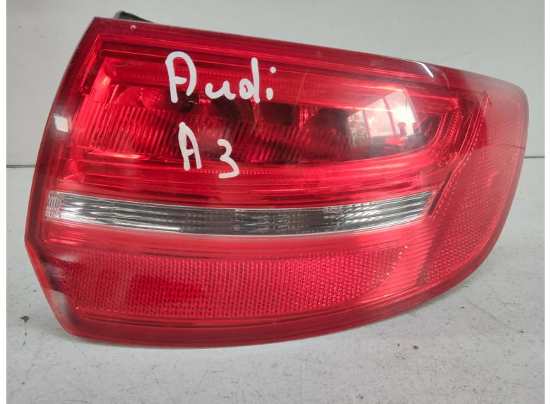 Фонарь задний правый к Audi A3, 2010г.