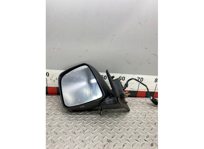 Зеркало наружное левое к Nissan NV200