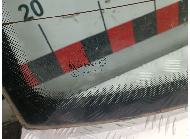 Стекло заднее к Стекло заднее к Iran-Khodro Samand undefined г. Samand