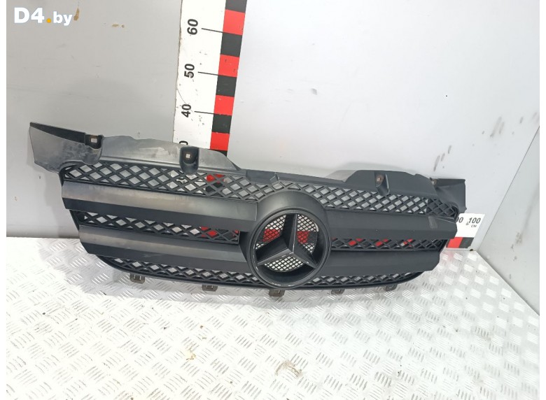 Решетка радиатора к Mercedes Sprinter undefined г.