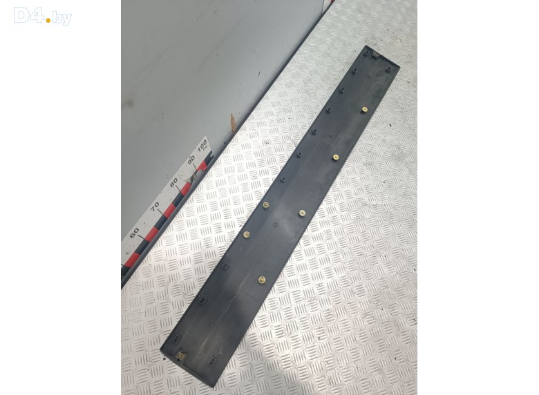 Молдинг крыла заднего левого к Mercedes Sprinter undefined г.