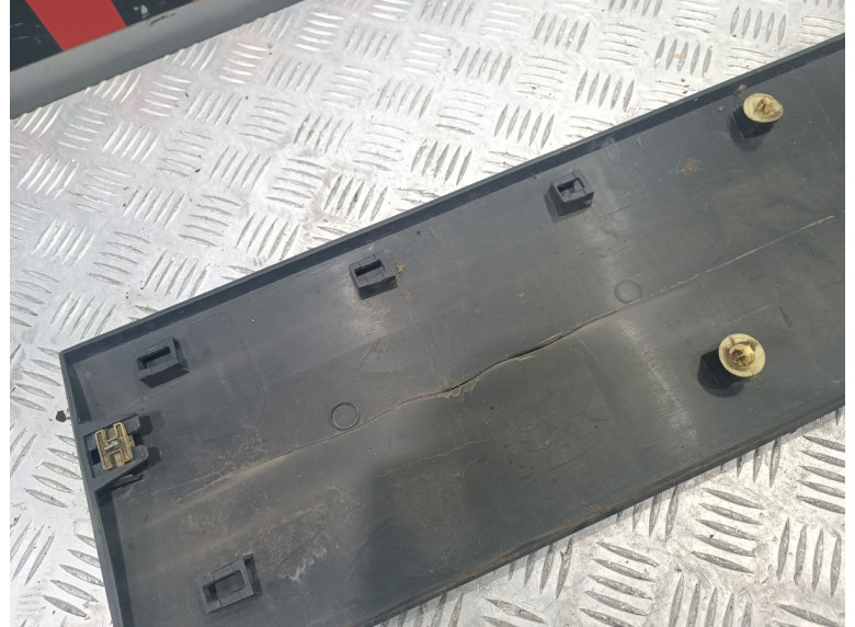 Молдинг крыла заднего левого к Mercedes Sprinter, 2008г.