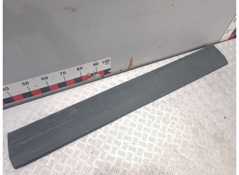 Молдинг крыла заднего левого к Mercedes Sprinter, 2008г.