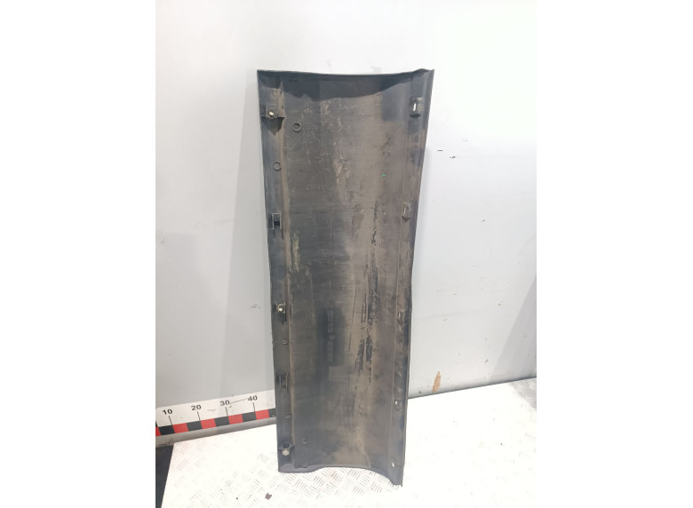 Молдинг крыла заднего левого к Iveco Daily, 2005г.