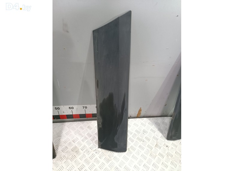 Молдинг двери передней левой к Mercedes Sprinter undefined г.