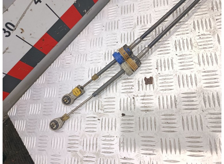 Трос кулисы КПП к Трос кулисы КПП к Peugeot 3008 undefined г. 3008