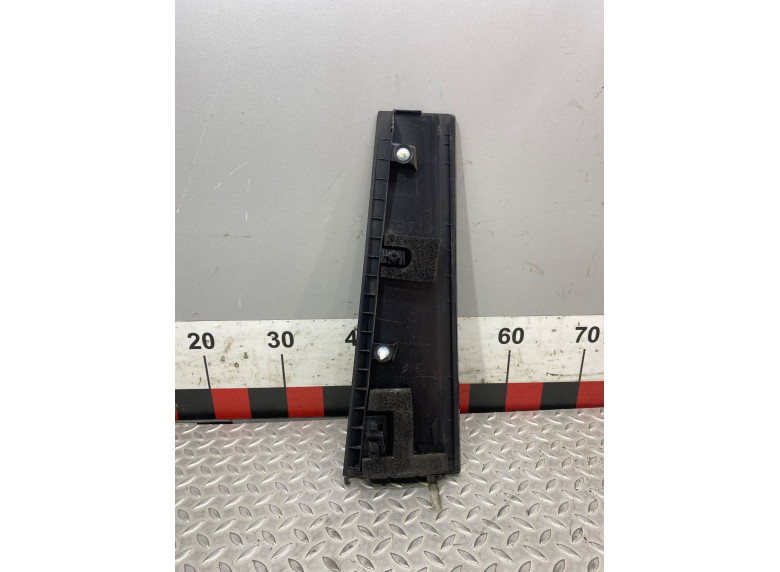 Молдинг двери задней левой к Peugeot 5008, 2010г.