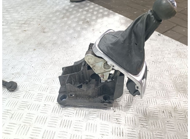 Кулиса к Peugeot 5008