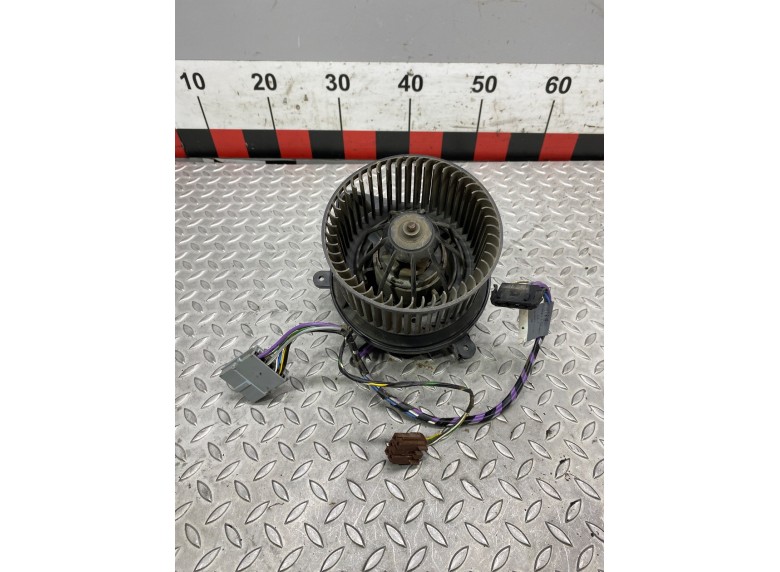 Моторчик печки к Моторчик печки к Renault Master undefined г. Master