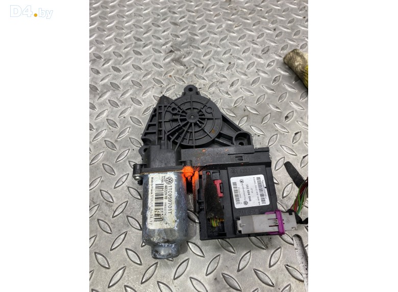 Моторчик стеклоподъемника передний левый к Volkswagen Touran undefined г.