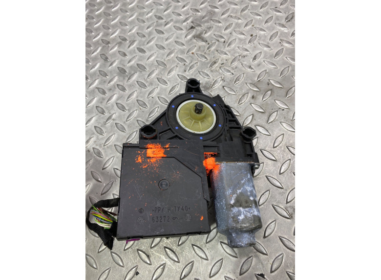 Моторчик стеклоподъемника передний левый к Volkswagen Touran, 2011г.