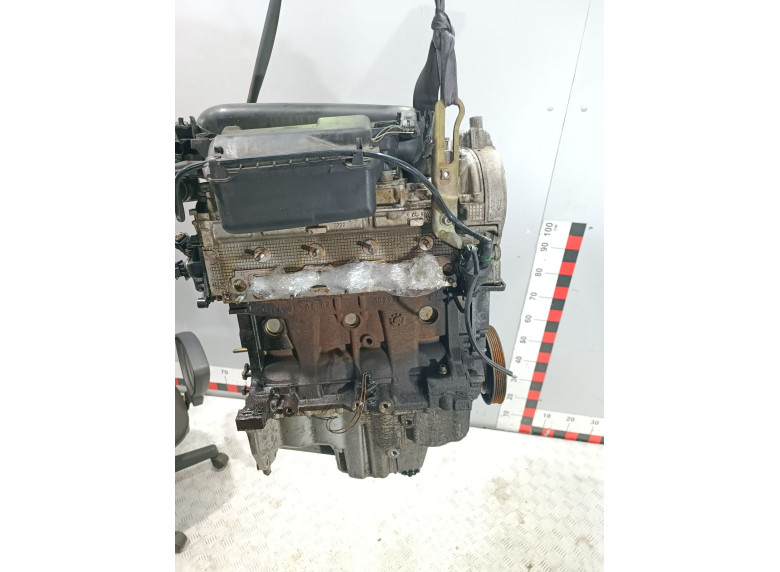 Двигатель к Renault Megane, 2004г.