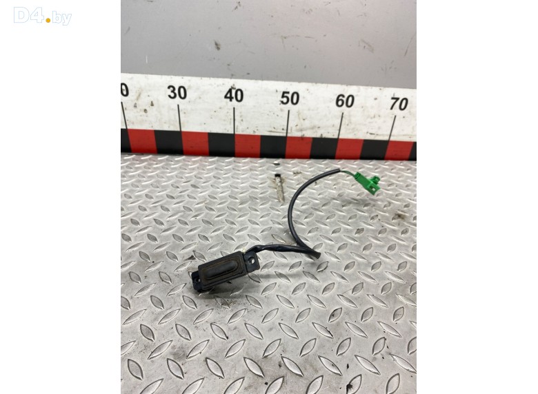 Кнопка открытия багажника к Suzuki Swift undefined г.