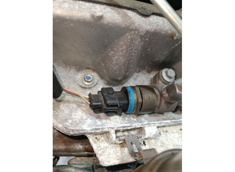 Датчик давления топлива к Renault Master