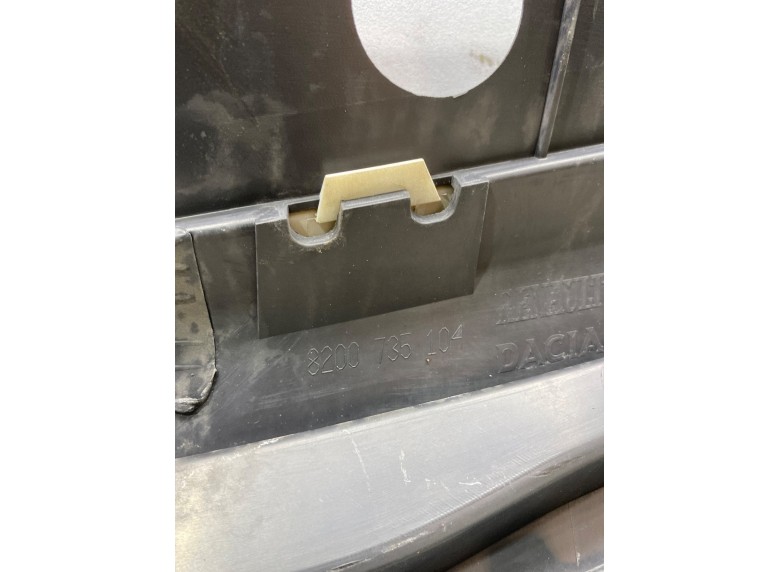 Решетка радиатора к Решетка радиатора к Dacia Sandero undefined г. Sandero