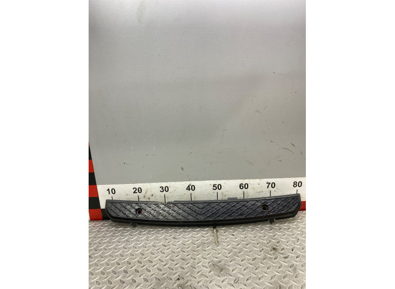 Заглушка (решетка) в бампер к Mercedes Sprinter, 2010г.