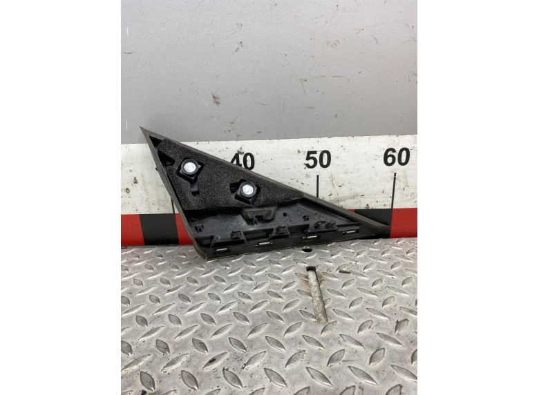 Молдинг (накладка кузовная) к Молдинг (накладка кузовная) к Peugeot 5008 undefined г. 5008