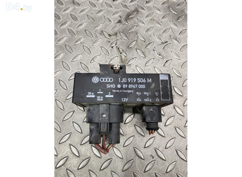 Блок управления вентилятором радиатора к Volkswagen Golf undefined г.