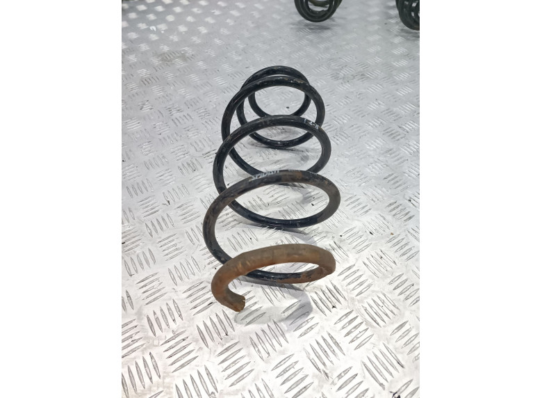 Пружина передняя к Opel Vectra, 2004г.