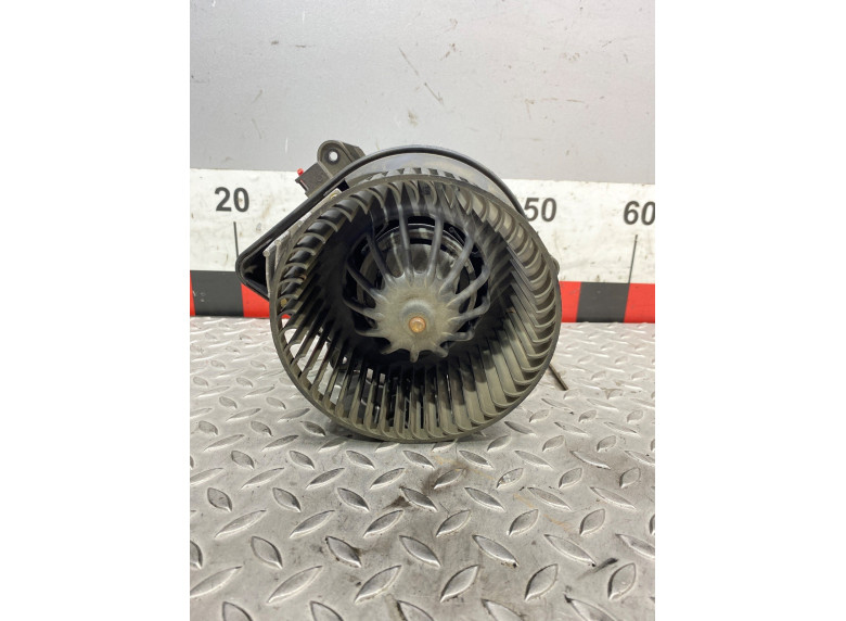 Моторчик печки к Citroen Berlingo, 2007г.