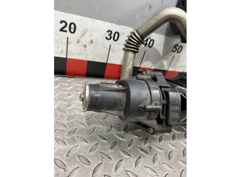 Коллектор впускной к Volkswagen Golf, 2009г.