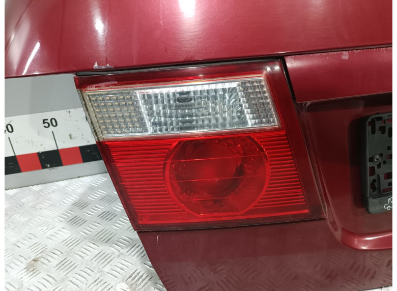 Фонарь крышки багажника левый к Kia Carens, 2005г.