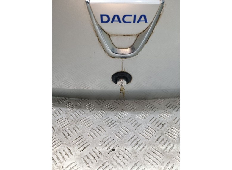 Кнопка открытия багажника к Dacia Sandero