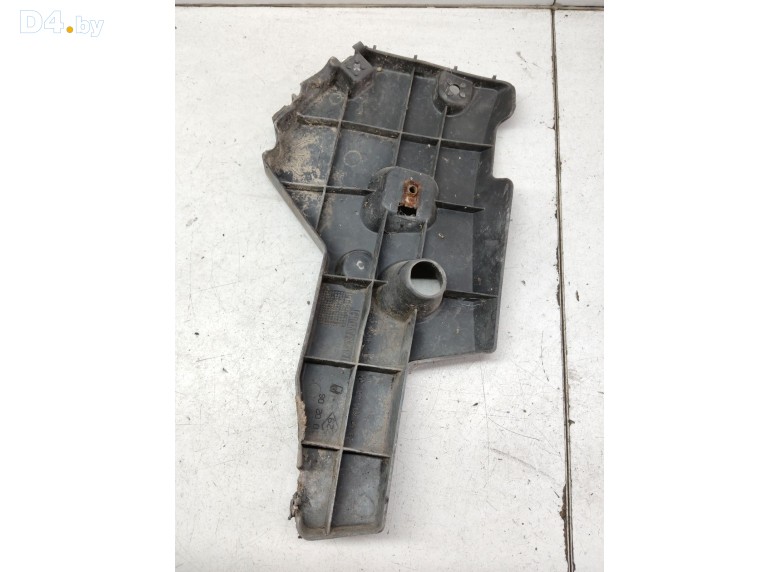 Кронштейн крепления бампера переднего к Renault Master undefined г.