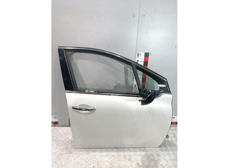 Замок двери передней правой к Peugeot 208, 2016г.