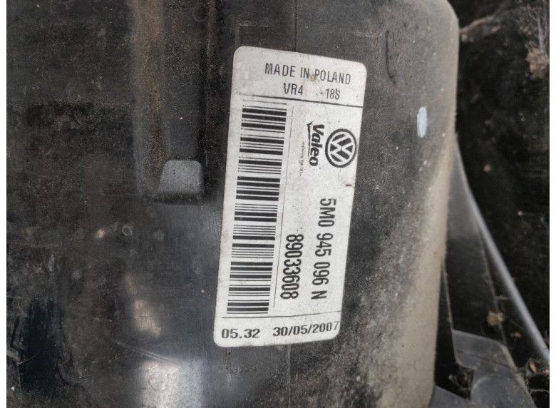 Фонарь задний правый к Volkswagen Golf Plus, 2007г.